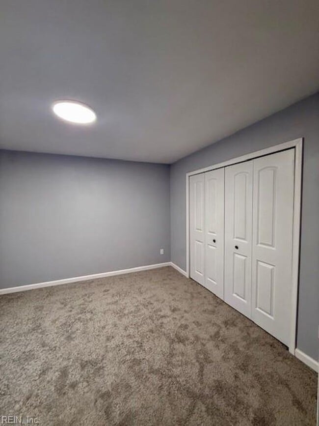 Building Photo - House For Rent Virginia Beach