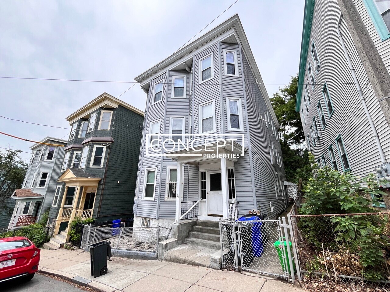 Building Photo - 10 Bucknam St