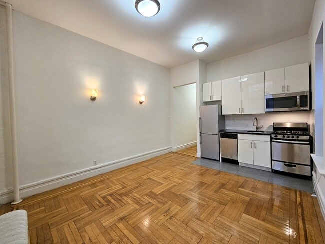 Floorplan - 664 West 163rd Street