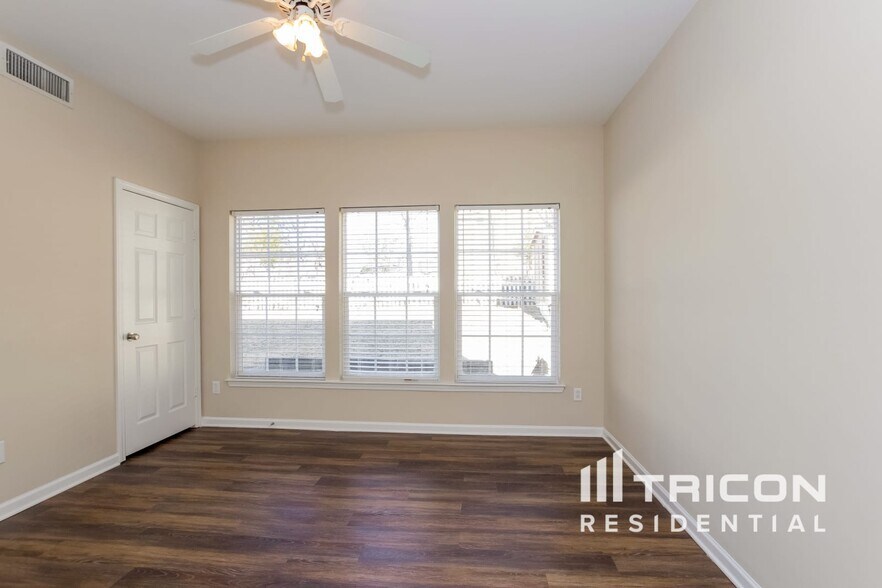 Building Photo - 14059 Dingess Rd