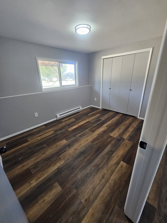 Building Photo - 2221 N Bessie Rd