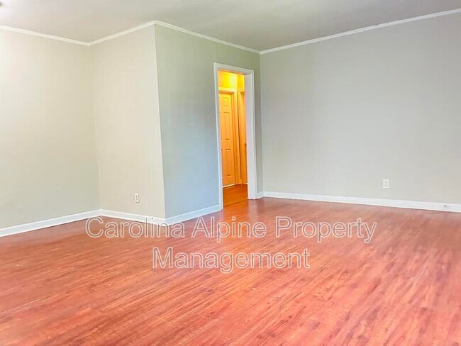 Building Photo - 2341 Arden St