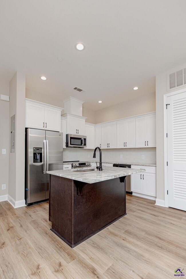 Building Photo - 1013 Northside Dr