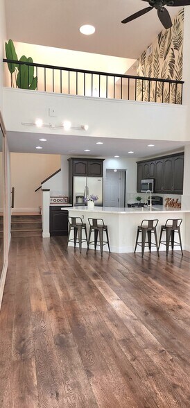 Building Photo - 71 Corsica Dr