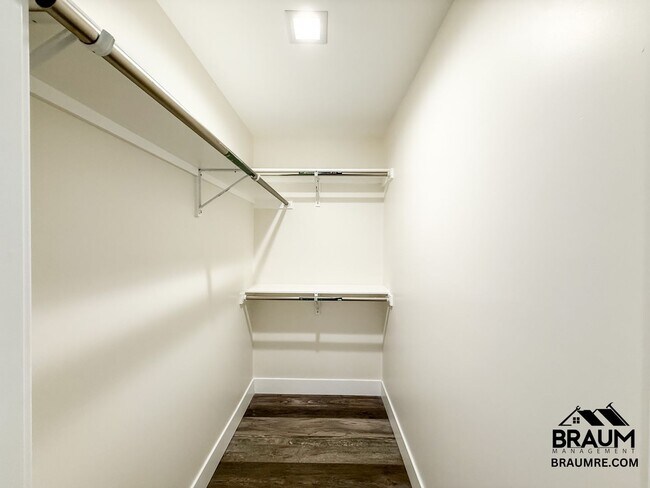 Building Photo - 1622-1624 S. CARMELINA