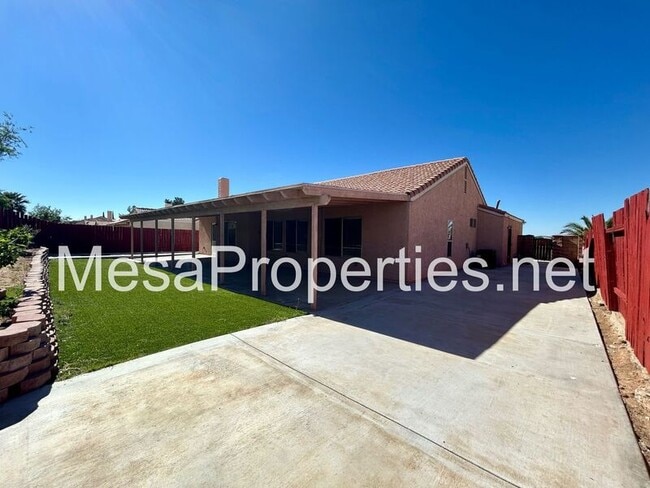 Building Photo - 16481 Silica Dr