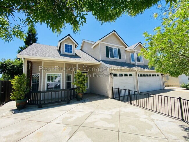 Building Photo - 7115 N Cecelia Ave