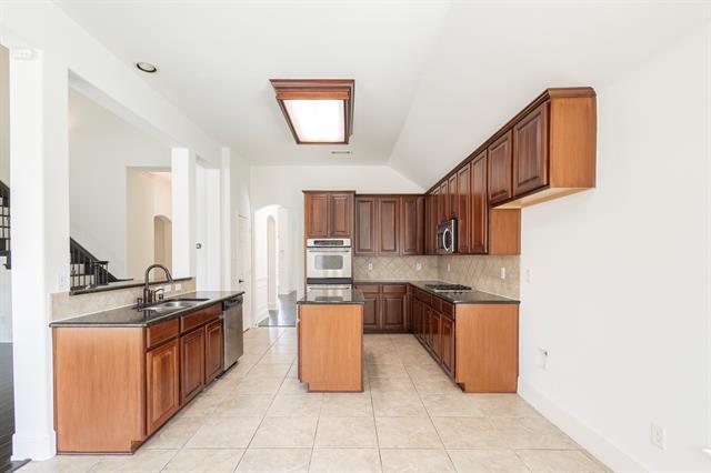Building Photo - 3417 Irvin Dr