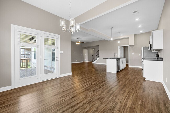 Building Photo - 1398 Citadel Dr