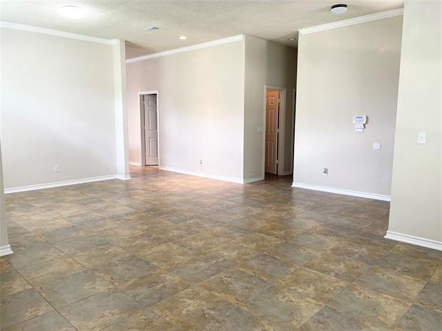 Building Photo - 6404 Meadowview Ct