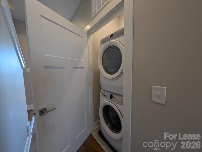 Building Photo - 2322 Elizabeth Ml Pl