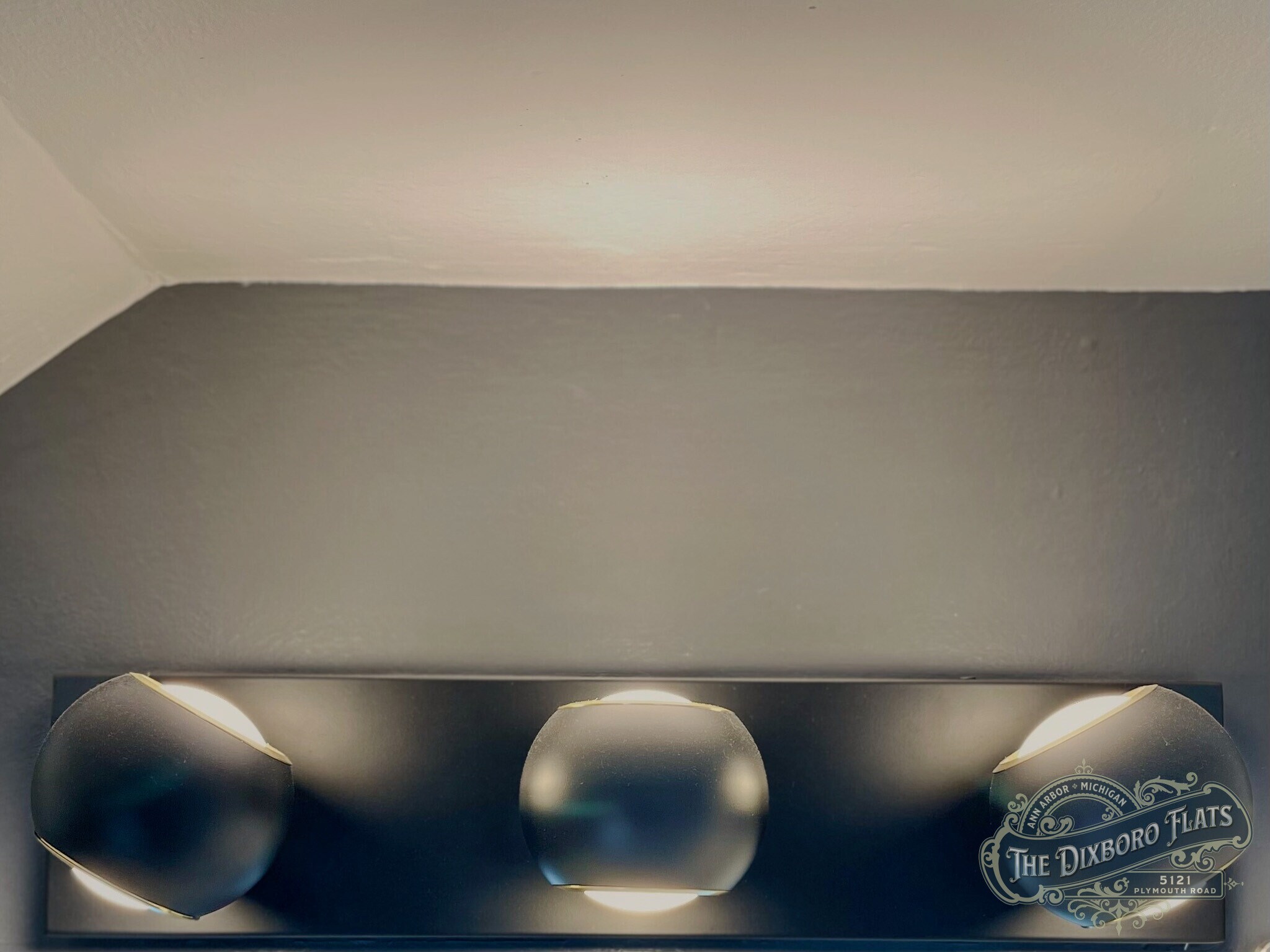 Building Photo - 5121 Plymouth Road