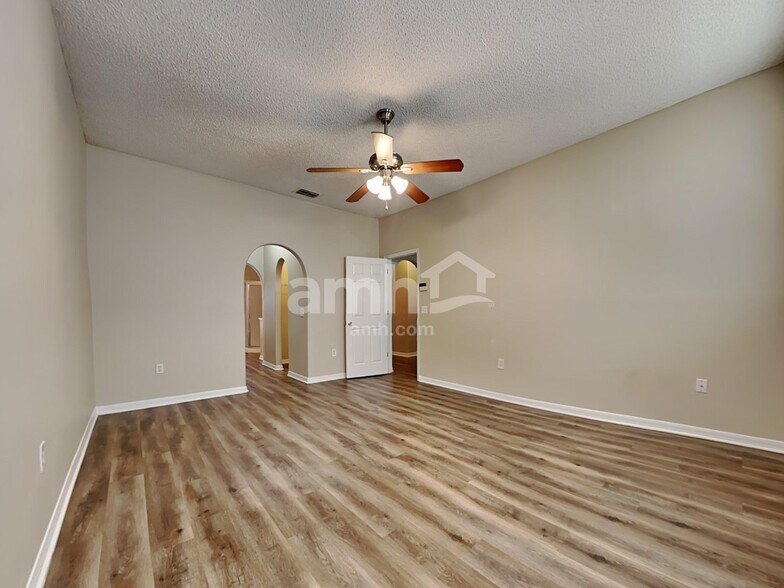 Building Photo - 8881 Shindler Crossing Dr