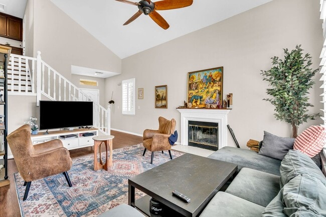 Building Photo - 2451 Cherry Hills Dr