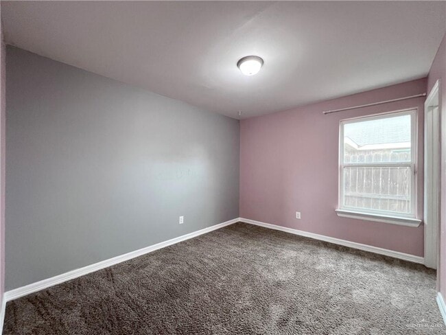 Building Photo - 608 Olympic St
