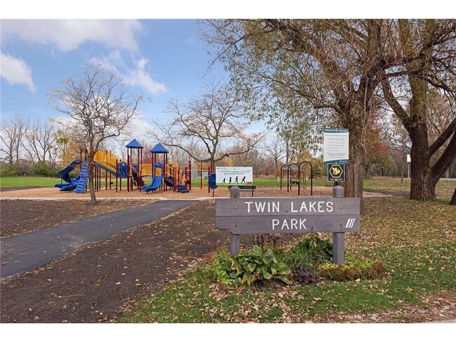 Building Photo - 4222 Basswood Rd