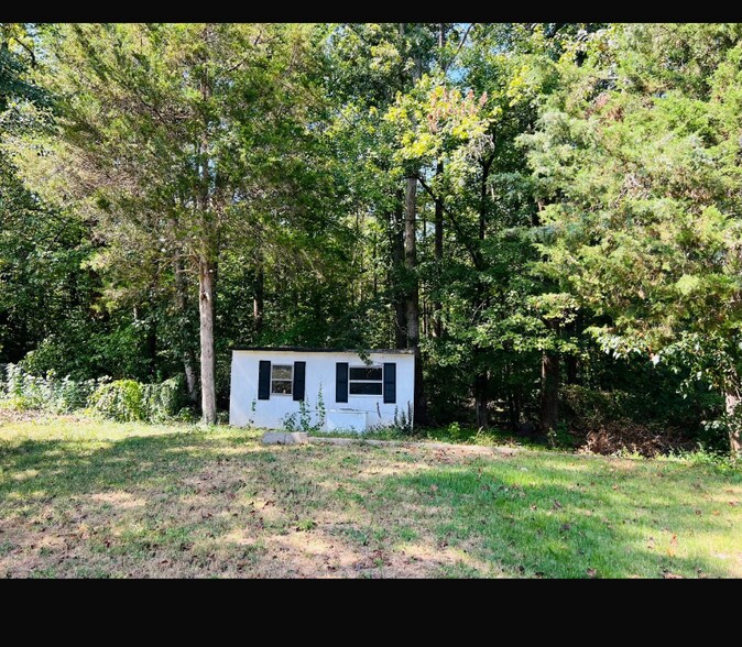 Building Photo - 15012 Cordell Ave