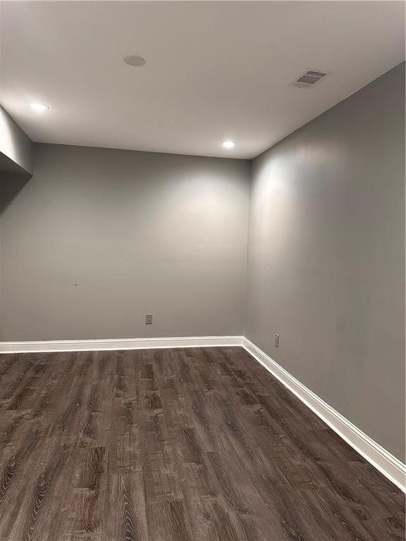 Building Photo - 2754 Dayview Ln