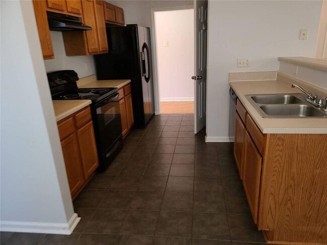 Building Photo - 363 Greystone Pkwy