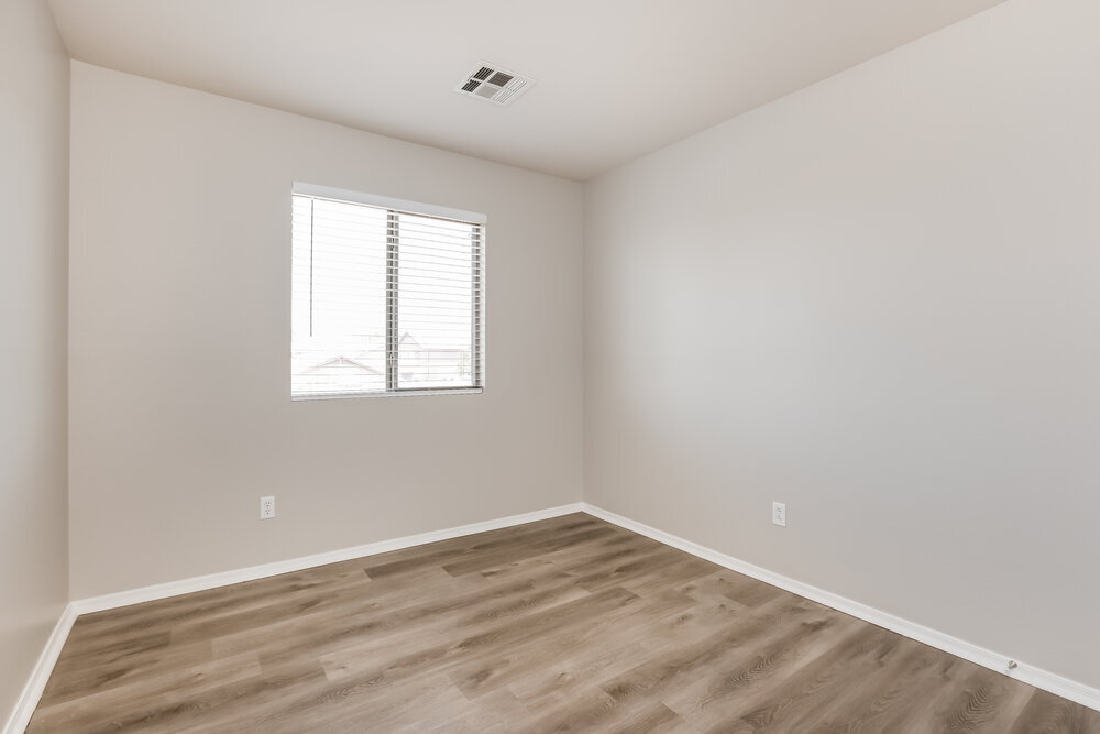 Building Photo - 15535 W Mohave Cir