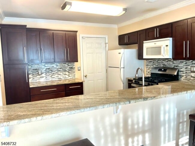 Building Photo - 87 Winchester Way