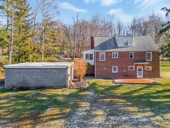 Building Photo - 111 King George Rd