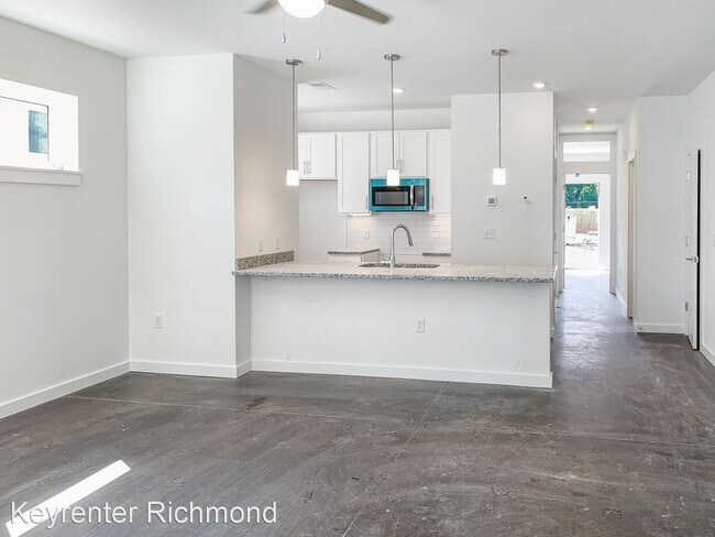 Building Photo - 2 br, 2 bath House - 106 W 12th Street UNIT A