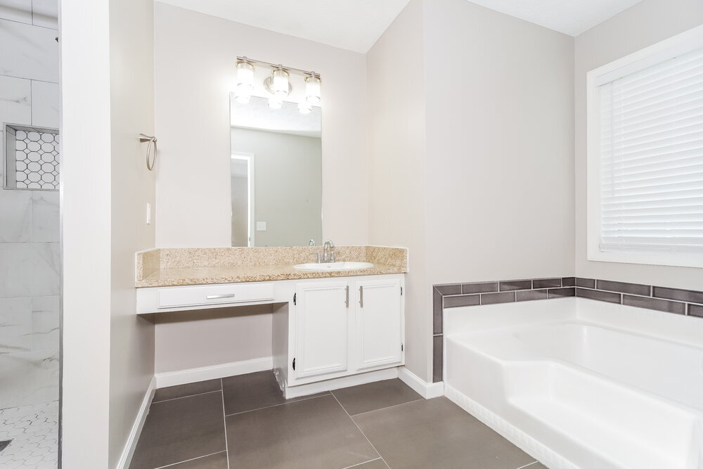 Building Photo - 2869 Overlake Run