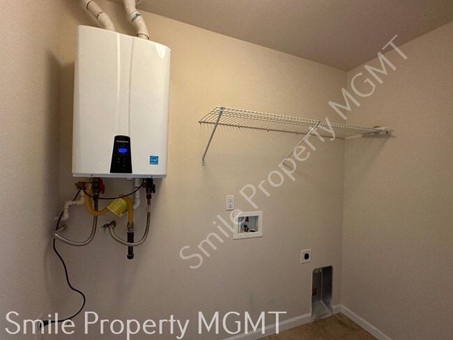Building Photo - 12980 SE 155th Ave