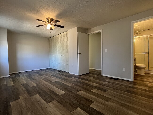 Building Photo - 3749 Meadow Rue Ln
