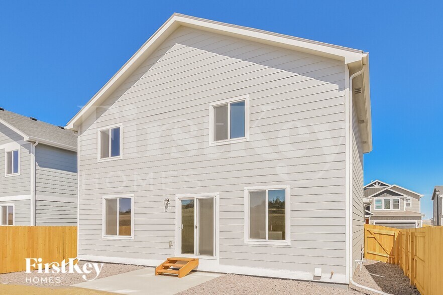 Building Photo - 10431 Horton Dr