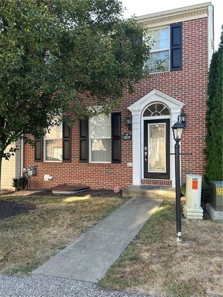 Primary Photo - 10519 Timber Edge Dr