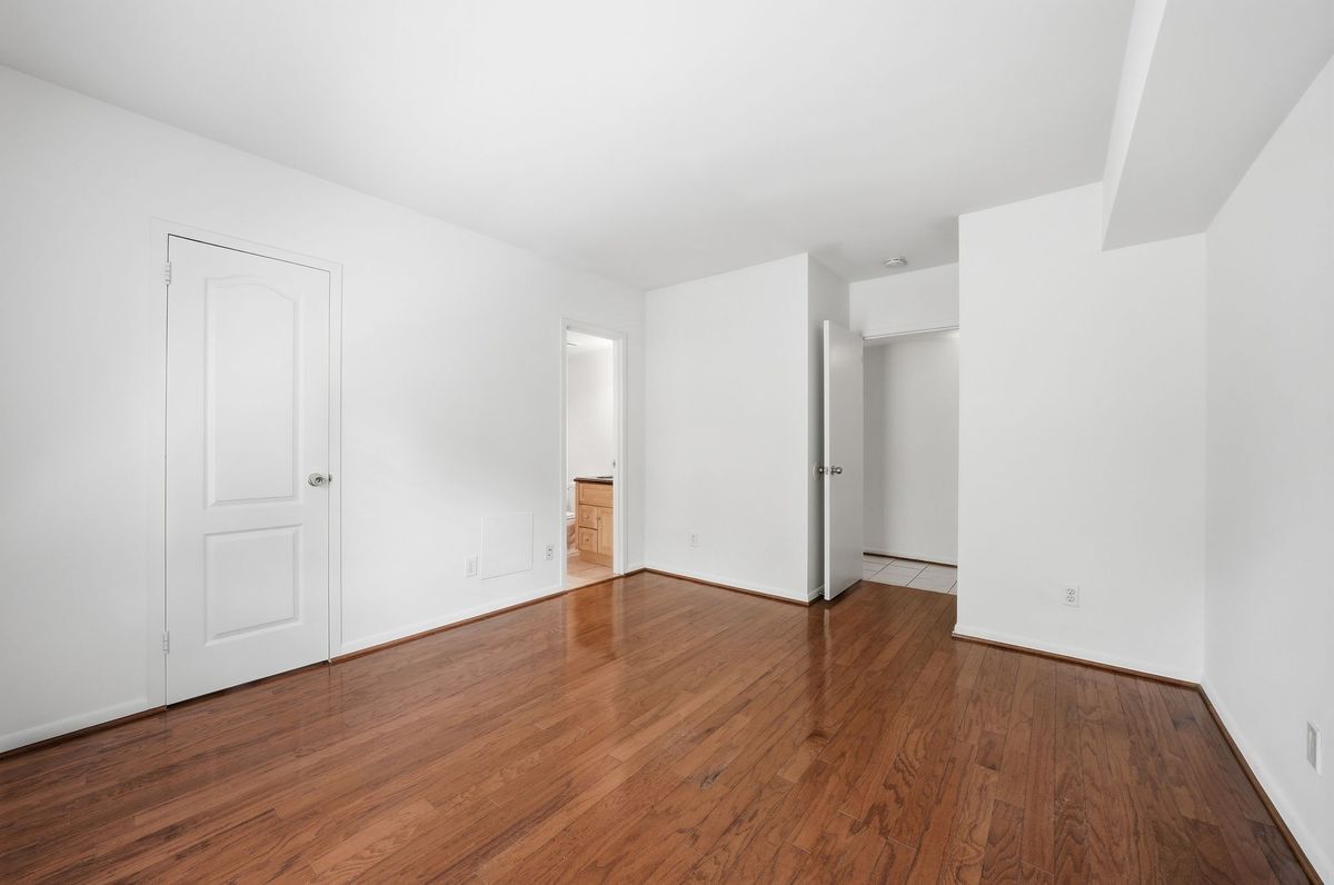 Building Photo - 2255 Castle Rock Square