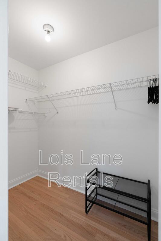 Building Photo - 5 Radcliffe Pl