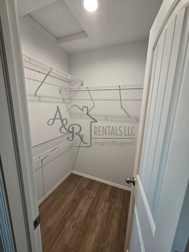 Building Photo - 217 W Forest St