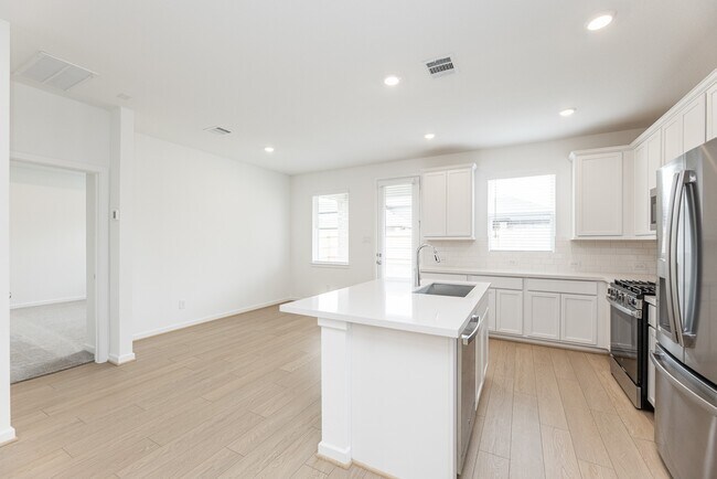 Building Photo - 9723 Rialto Hts Dr