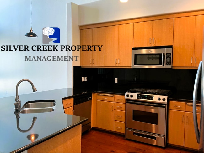 Building Photo - 1 Bedroom Home with Office/Loft - At DUBLIN Side Near BART Station