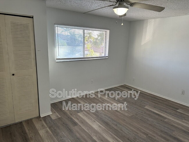 Building Photo - 1136 Steven Patrick Ave