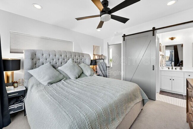 Building Photo - 1299 Newton St