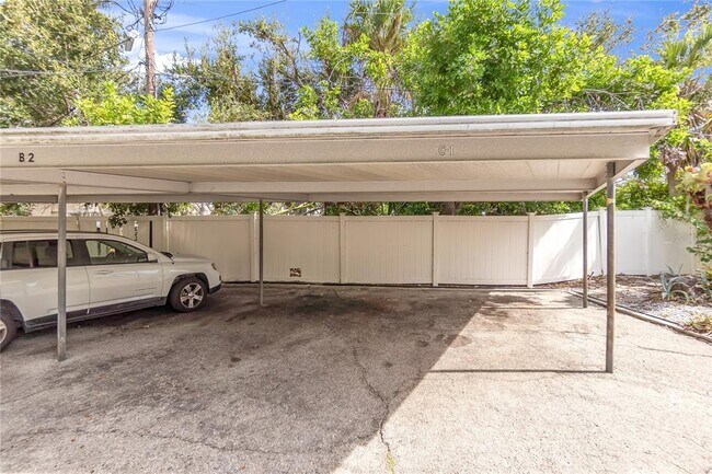 Building Photo - 3835 Almeria Ave