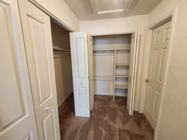 Building Photo - Bright 2 Bed, 2 Bath Condo for Rent in Arv...