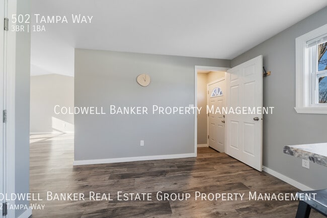 Building Photo - 502 Tampa Way