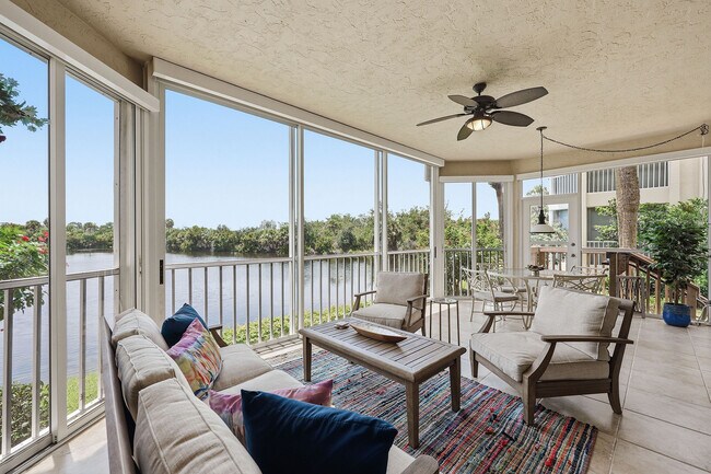 Building Photo - 26868 Wedgewood Dr