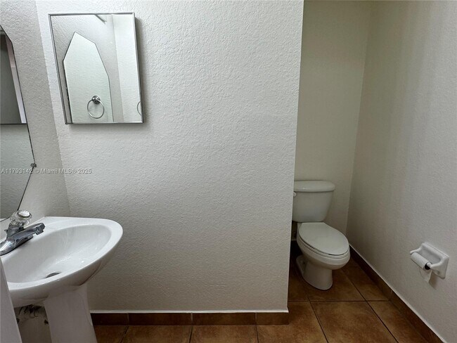 Building Photo - 12544 SW 121st Way