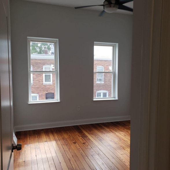 Building Photo - 2917 Miles Ave