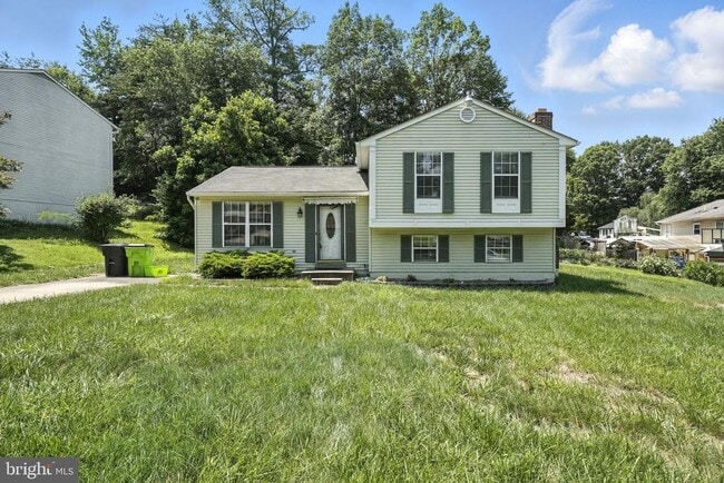 Primary Photo - 18202 Macrae Ct