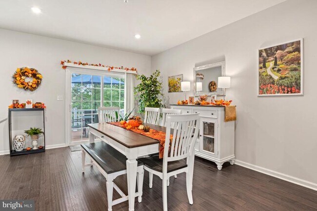 Building Photo - 410 Arbor Blvd