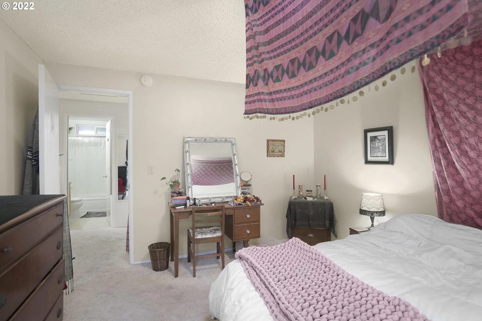 Building Photo - 4167 SE Cesar E Chavez Blvd