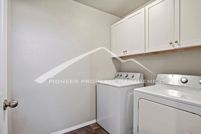 Building Photo - 6517 Storm Rider Wy