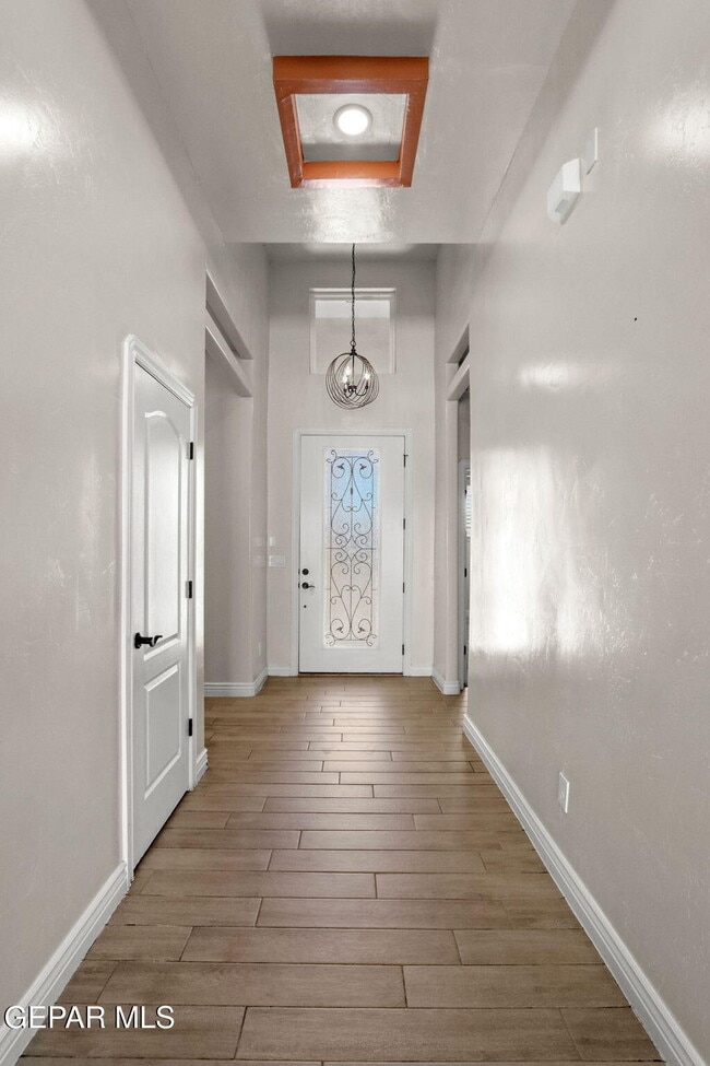 Building Photo - 12321 Desert Dove Ave